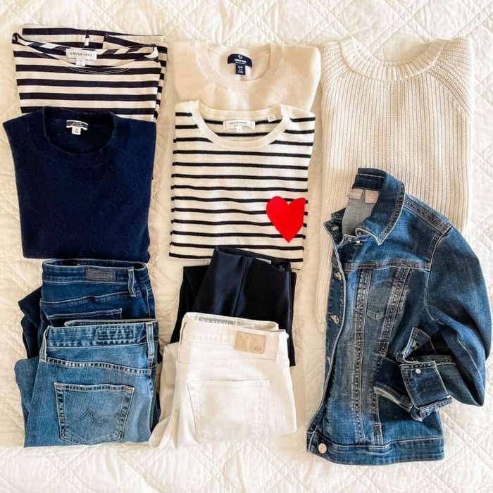 Bild 1 - Capsule Wardrobe: Mit weniger Kleidungsstücken entspannter durch den Alltag